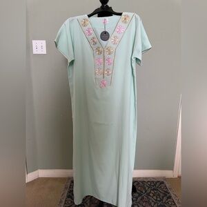 Lunar Collection. Embroidered Mint Green Maxi Dress. Size standard. NWT.‎